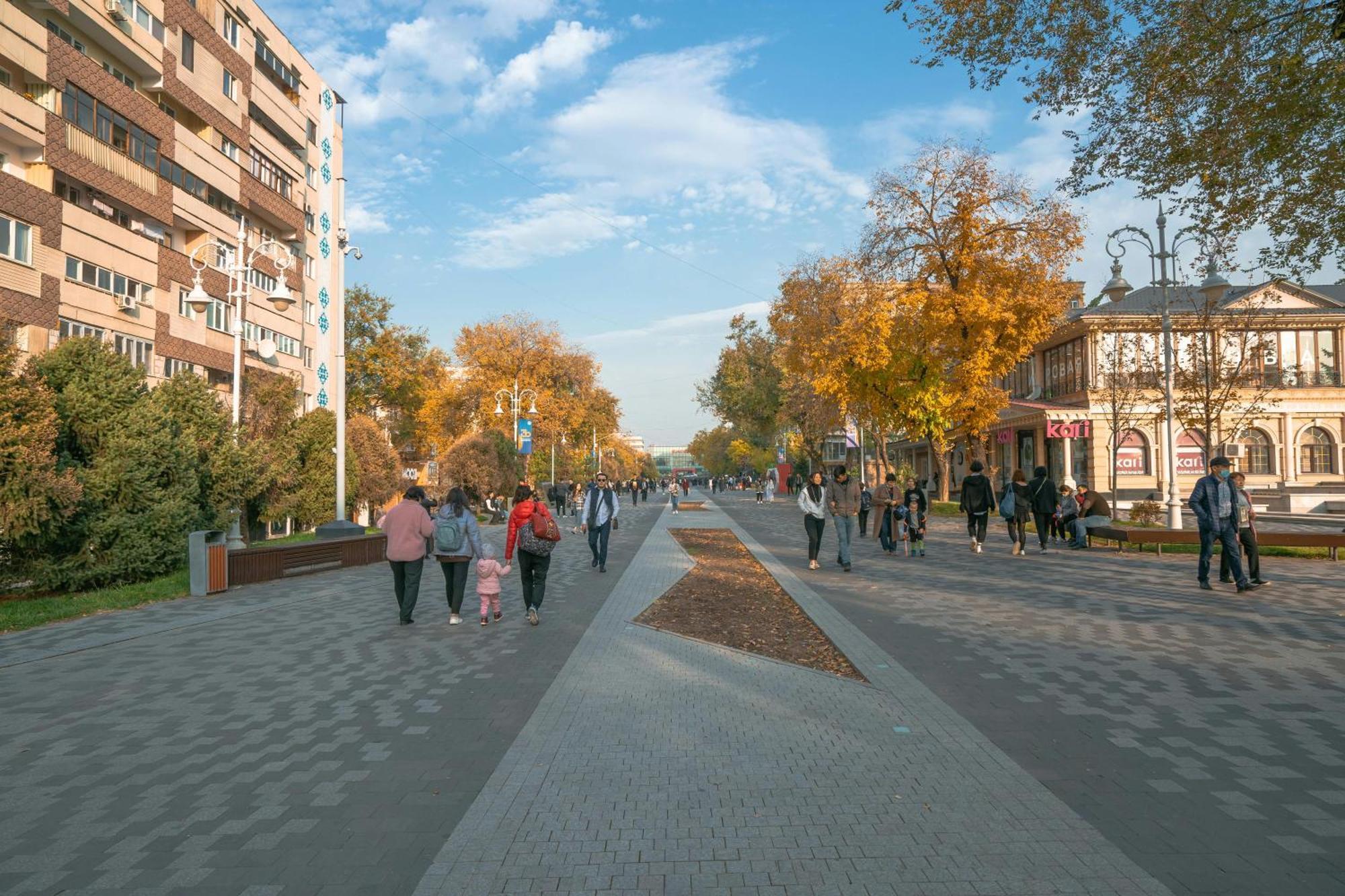 Nadezhda Apartments on Nayrizbay Batira 82 Almatı Dış mekan fotoğraf