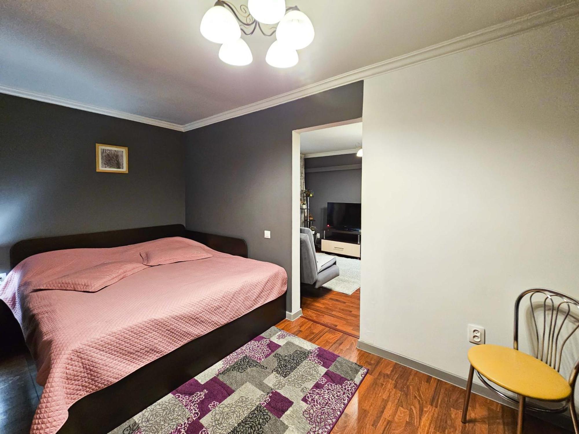 Nadezhda Apartments on Nayrizbay Batira 82 Almatı Dış mekan fotoğraf